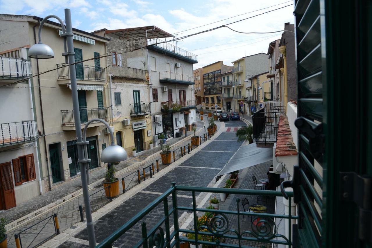 City House Villa Campofelice Di Roccella Ngoại thất bức ảnh